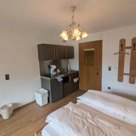 Bergfreund * Lermoos